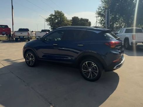 Certified 2023 Buick Encore GX Select w/ Safety Package II FWD image 6