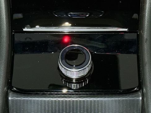 New 2025 Jeep Grand Cherokee L Altitude image 11