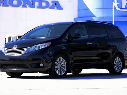 Used 2017 Toyota Sienna XLE