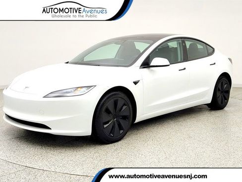 Used 2025 Tesla Model 3 Long Range RWD image 1