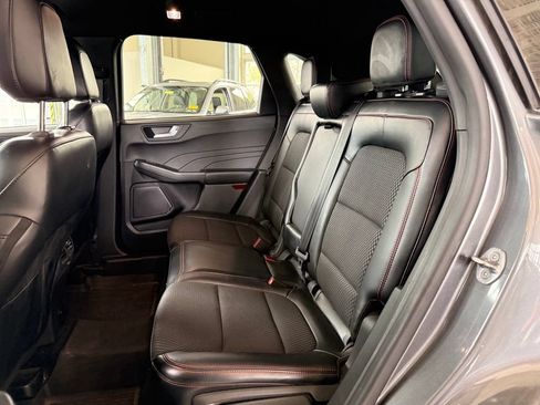 Used 2023 Ford Escape ST-Line w/ Tech Pack #1 FWD image 10