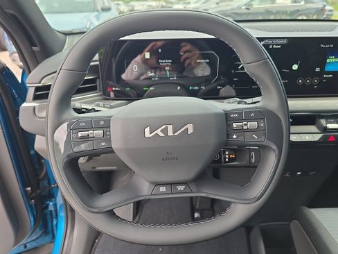 New 2026 Kia EV9 Land AWD/4WD image 30