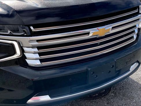 Used 2021 Chevrolet Suburban High Country image 29