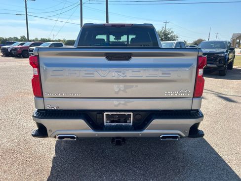 Used 2026 Chevrolet Silverado 1500 High Country AWD/4WD image 5