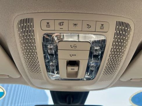 Certified 2023 Mercedes-Benz GLB 250 image 31