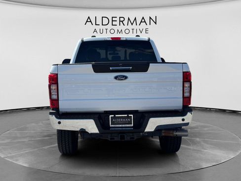 Used 2020 Ford F250 Lariat w/ Lariat Value Package AWD/4WD image 4