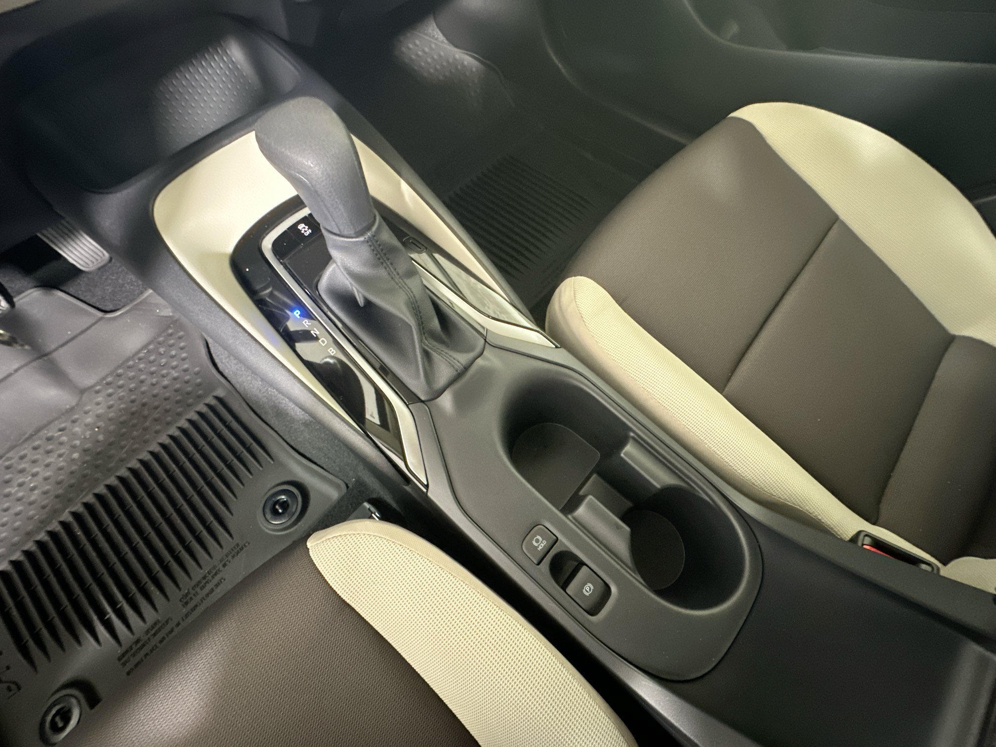 New 2026 Toyota Corolla LE FWD image 21
