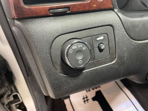 Used 2006 Chevrolet Impala LT w/ Preferred Equipment Group FWD image 25