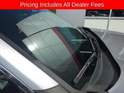 Used 2020 Toyota RAV4 LE AWD/4WD image 11