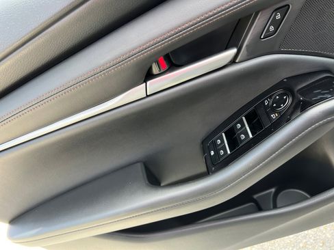 New 2026 MAZDA MAZDA3 2.5 S Sedan w/ Preferred Pkg image 31