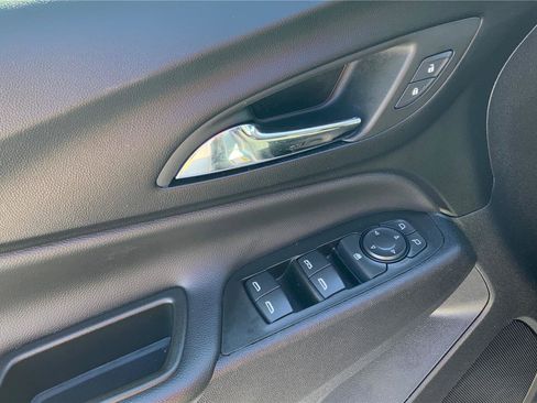 Used 2024 Chevrolet Equinox LT image 21