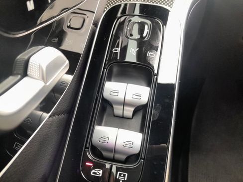 Certified 2025 Mercedes-Benz S 580 4MATIC Sedan image 7