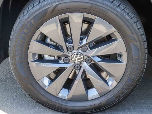 Used 2023 Volkswagen Taos S w/ Driver Assistance Package FWD image 12