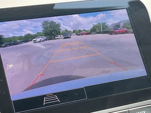 Used 2024 Chevrolet Malibu LS image 14