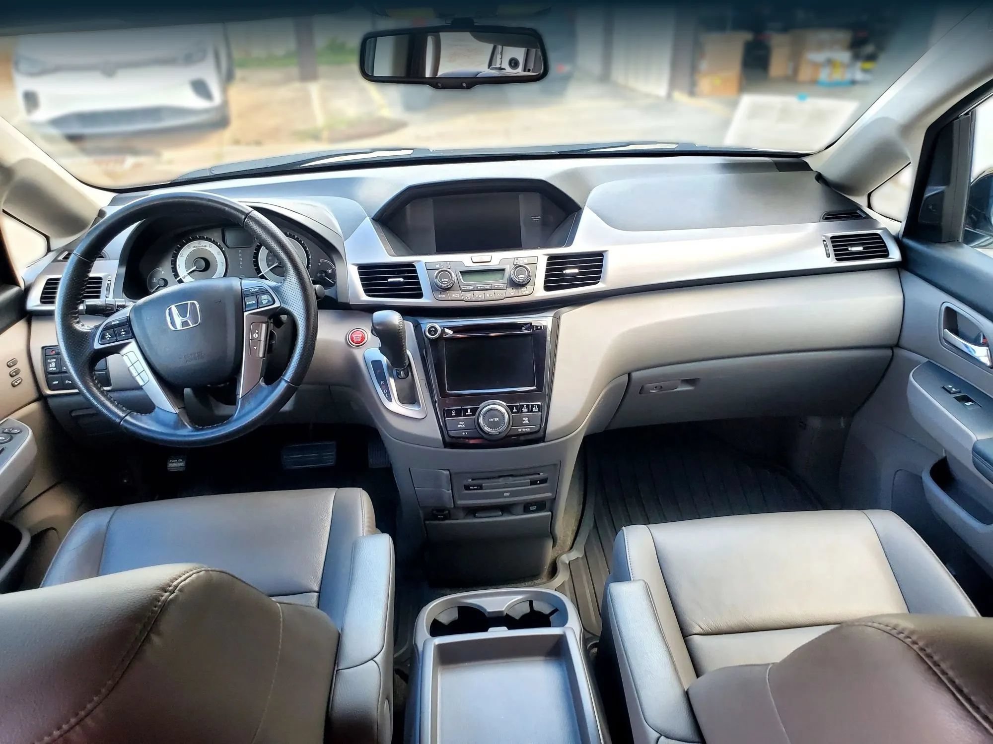Used 2015 Honda Odyssey Touring Elite image 36