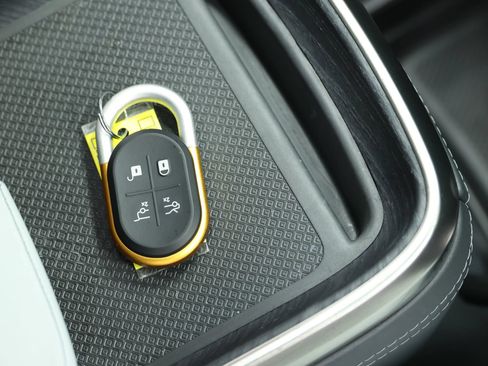 Used 2024 Rivian R1S Adventure AWD/4WD image 6