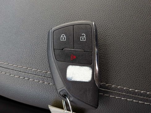 Used 2024 GMC Canyon Elevation RWD image 27