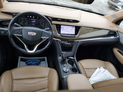 Used 2020 Cadillac XT6 Premium Luxury w/ Platinum Package image 8