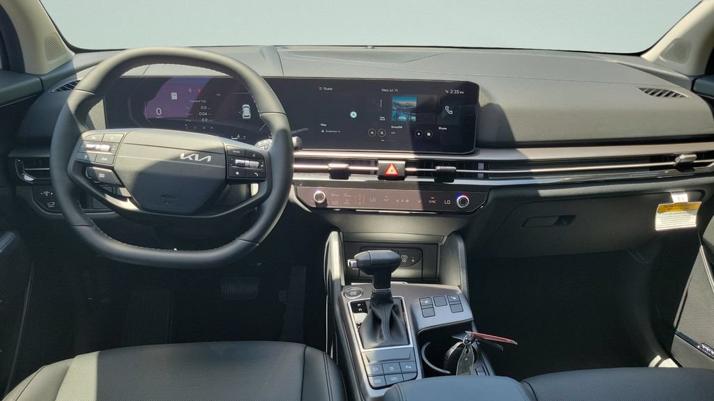 New 2026 Kia Sportage SX FWD image 11
