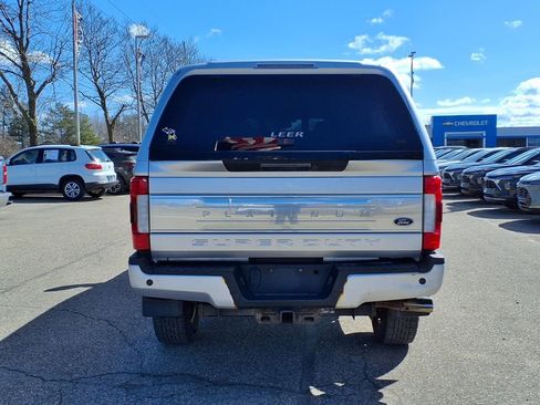 Used 2017 Ford F250 Platinum w/ Platinum Ultimate Package image 5
