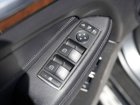 Used 2019 Mercedes-Benz GLS 450 4MATIC image 26