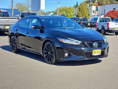 Used 2022 Nissan Maxima SR w/ Sport Mat Group