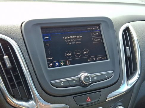 Used 2020 Chevrolet Equinox LT AWD/4WD image 19