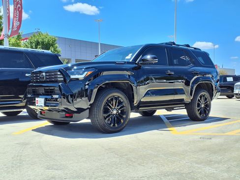 Certified 2026 Toyota 4Runner Platinum AWD/4WD image 1