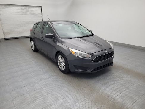 Used 2018 Ford Focus SE FWD image 13