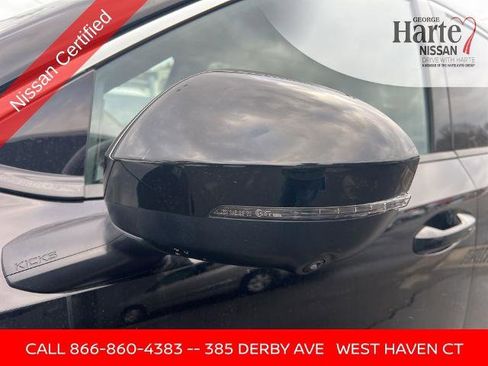 Certified 2025 Nissan Kicks SR image 8