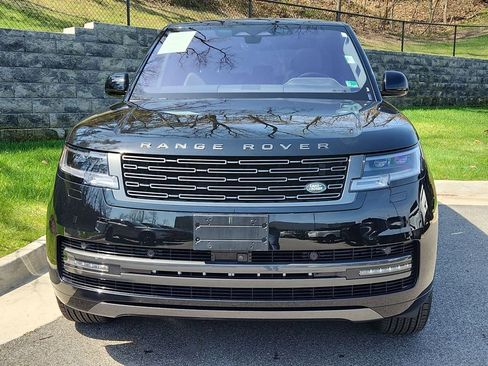 Used 2023 Land Rover Range Rover SE image 8