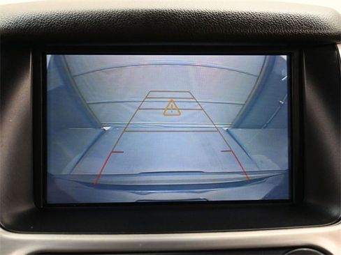 Used 2019 GMC Yukon XL SLE w/ Convenience Package image 26