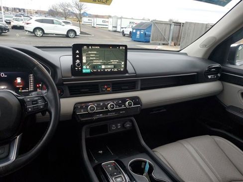 Certified 2023 Honda Pilot Elite image 28