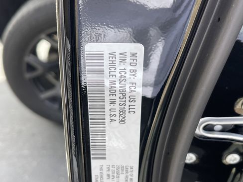 New 2026 Jeep Grand Wagoneer Limited w/ 8-Passenger Seating Package image 45