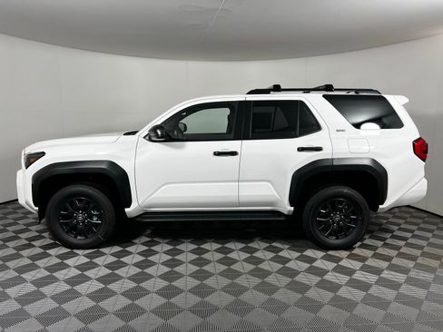 New 2025 Toyota 4Runner SR5 image 8