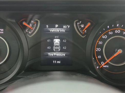Used 2026 Jeep Wrangler Sport AWD/4WD image 12