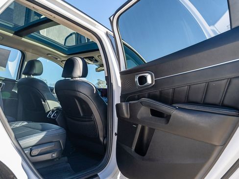 Used 2021 Kia Sorento SX image 14