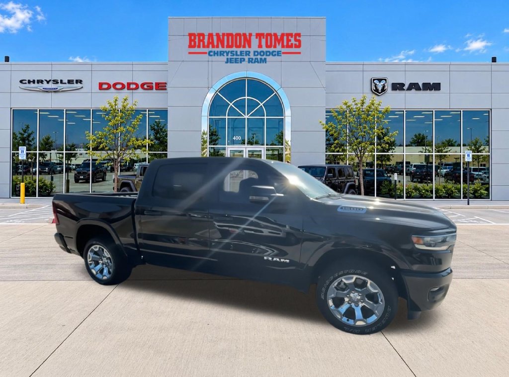 Used 2026 RAM 1500 Lone Star AWD/4WD image 2