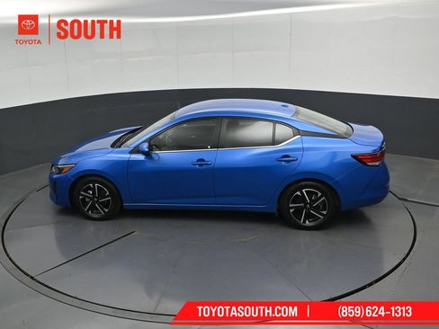 Used 2024 Nissan Sentra SV FWD image 46