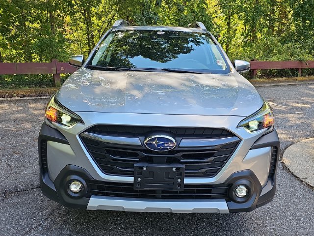 Certified 2024 Subaru Outback Touring AWD/4WD image 3
