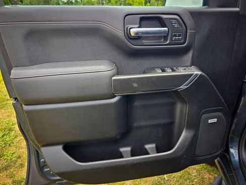 Used 2020 GMC Sierra 1500 AT4 w/ AT4 Premium Package AWD/4WD image 11