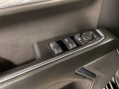 Used 2024 Chevrolet Silverado 1500 LT AWD/4WD image 19