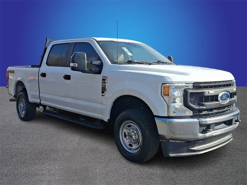 Used 2022 Ford F250 XL w/ Power Equipment Group image 3