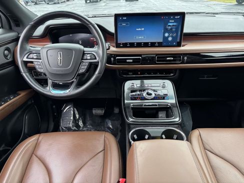 Used 2021 Lincoln Nautilus Reserve image 30