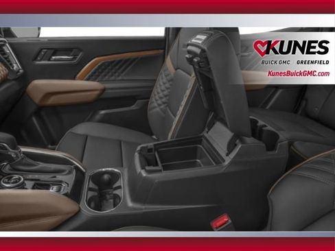 New 2026 GMC Canyon Denali image 18