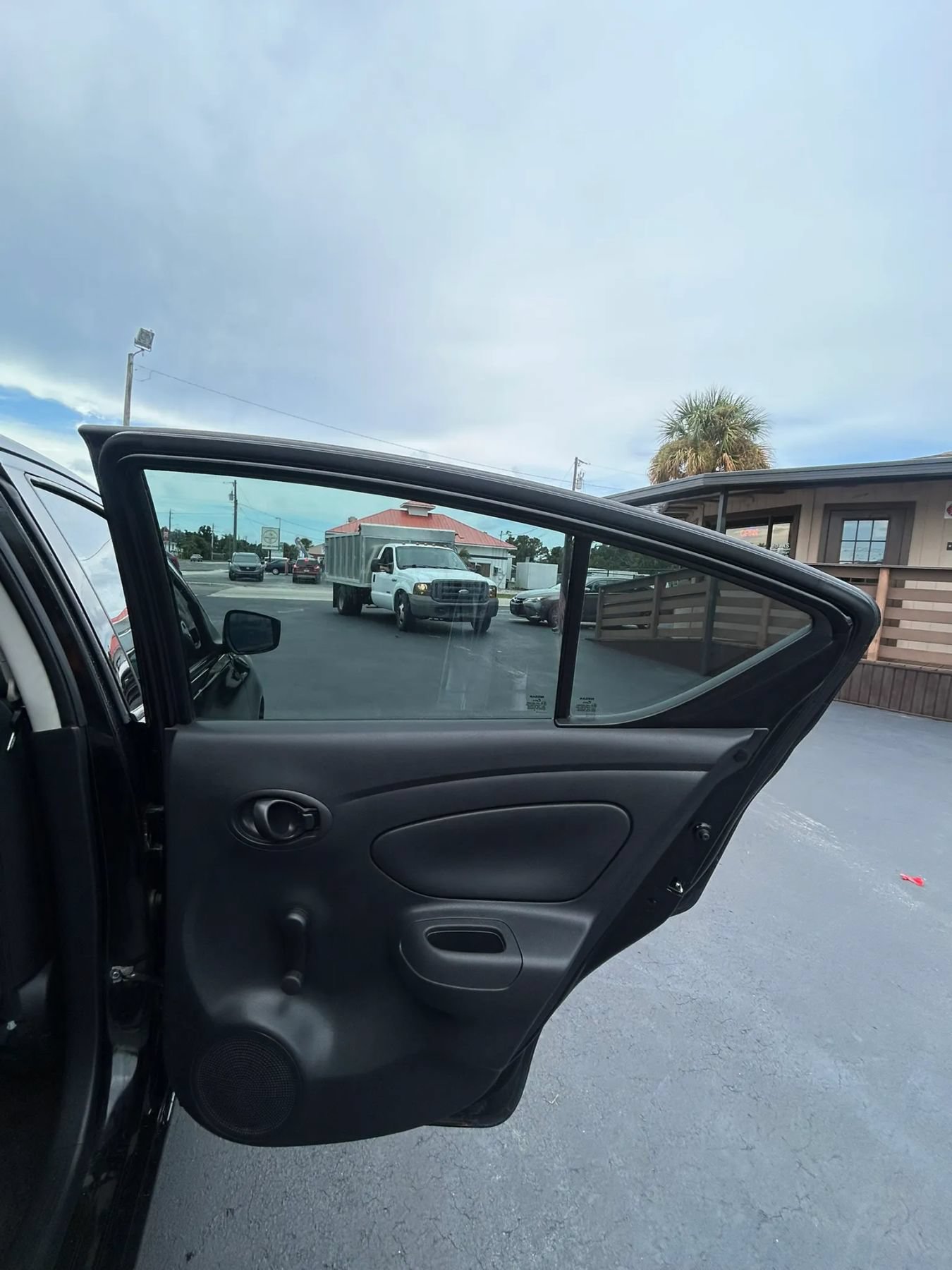 Used 2018 Nissan Versa S FWD image 15