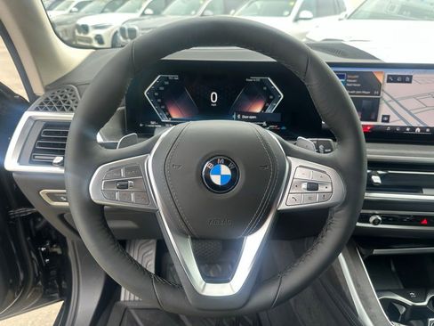 New 2026 BMW X7 xDrive40i AWD/4WD image 13