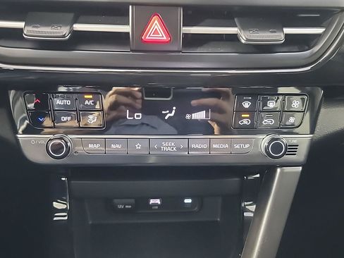 Used 2026 Kia Seltos S AWD/4WD image 29