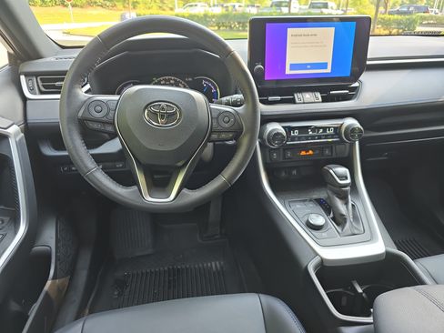Used 2024 Toyota RAV4 XSE w/ Weather Package AWD/4WD image 14