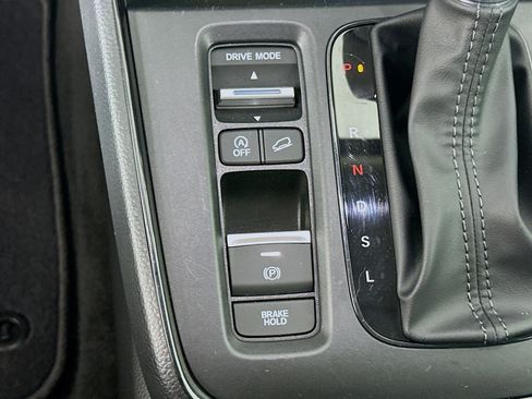 Used 2025 Honda CR-V EX-L image 25